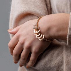 Gold Bracelet with Engraved Names Model