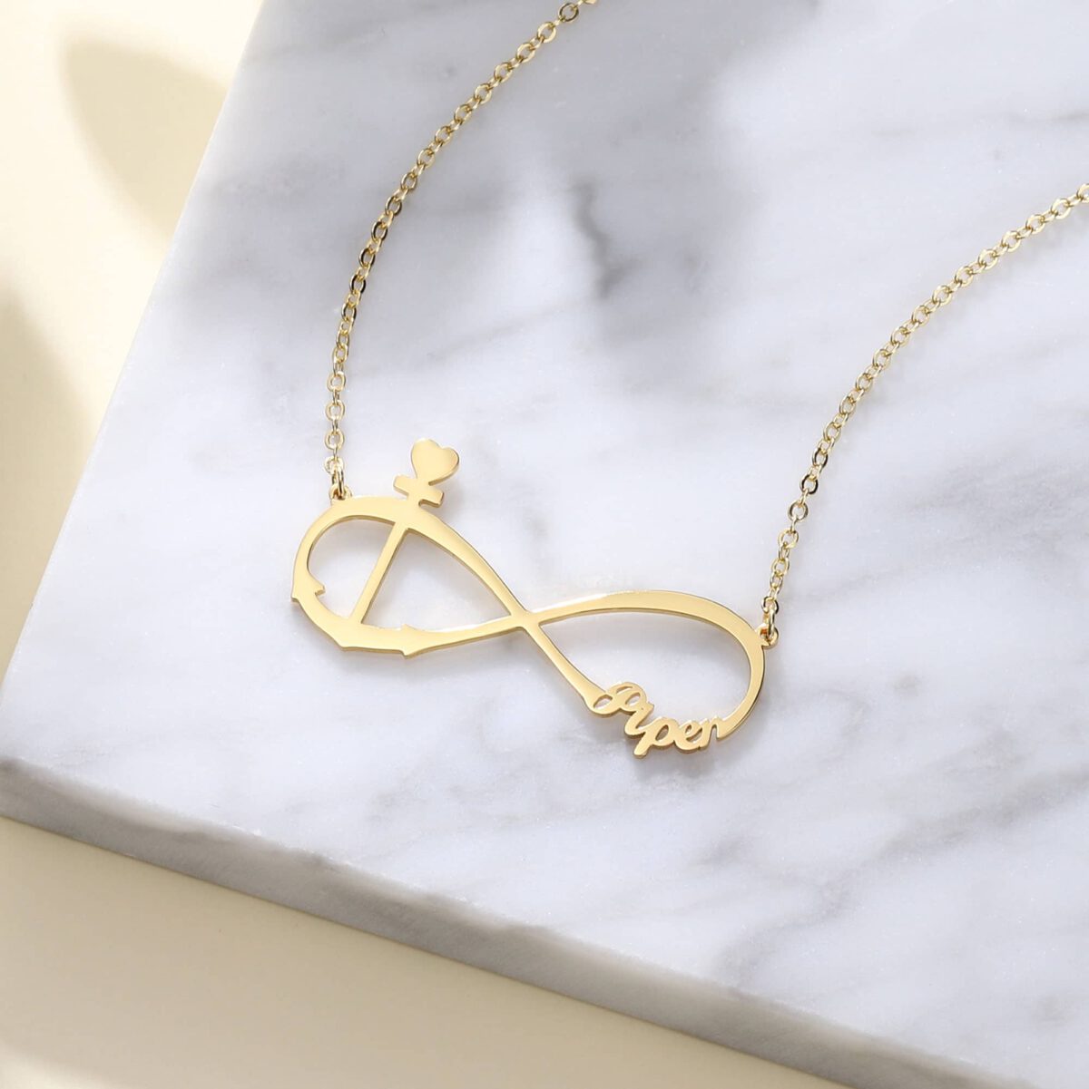 Infinity Necklace Gold