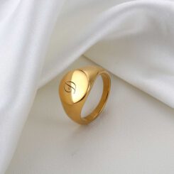 Signet Initial Ring Gold